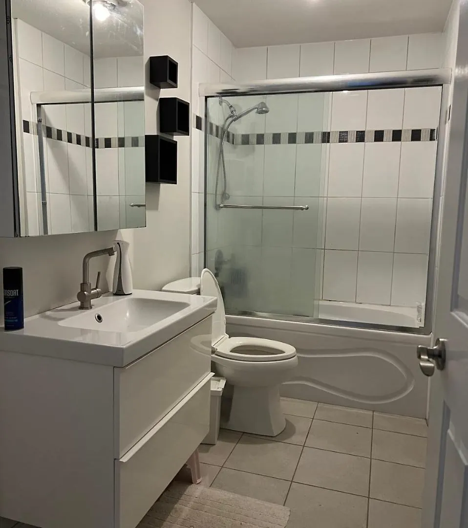 Airport Cozy Room 舒适小屋 Vancouver, Richmond,Near Yvr Homestay Richmond